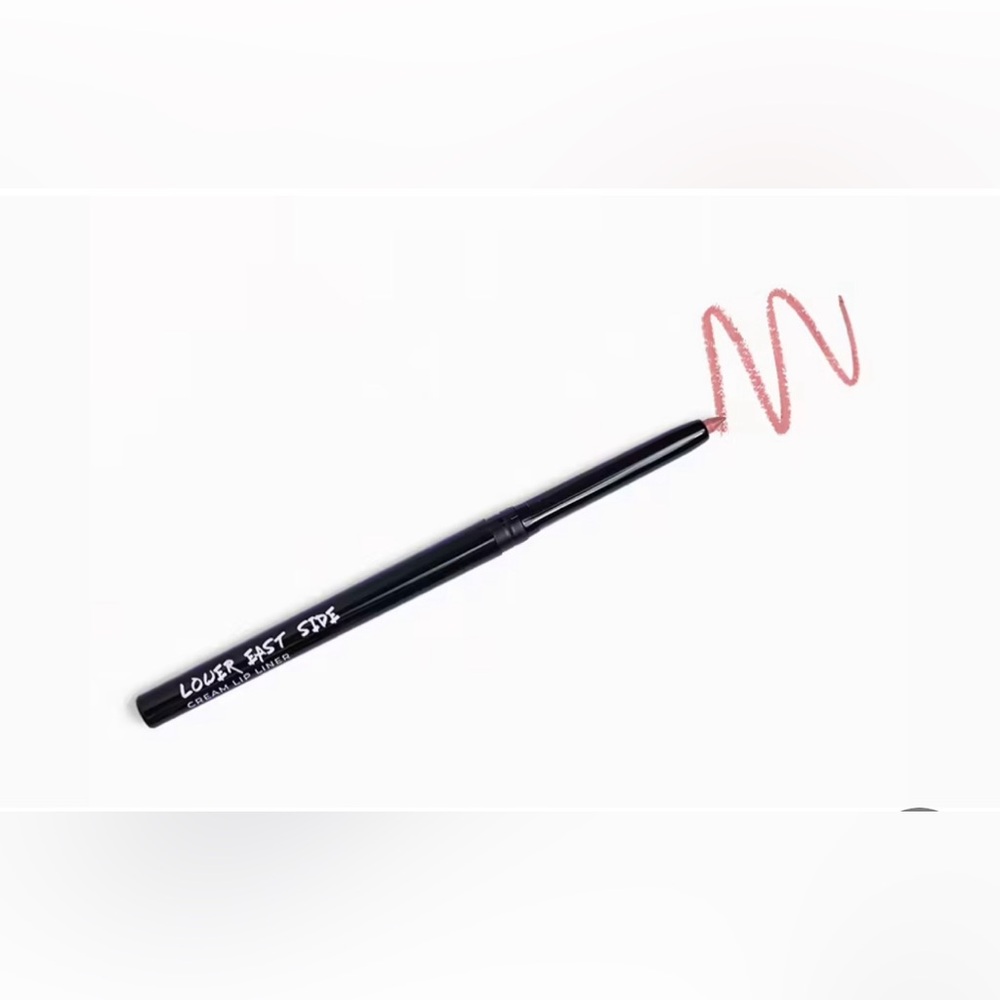 5/$20🛍️ NWT-LES BEAUTY-Lipliner in Color-City Lights